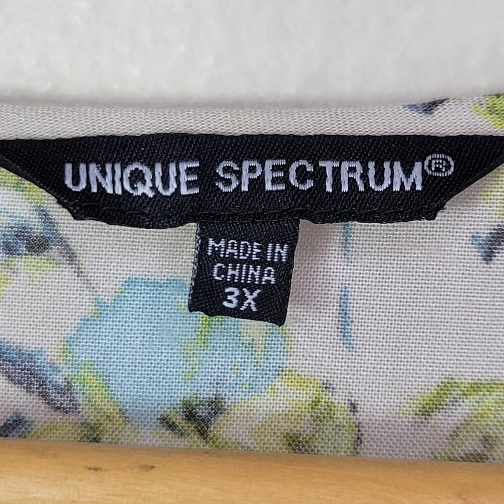 UNIQUE SPECTRUM Boho Floral V-neck Blouse Size 3X - Picture 4 of 6